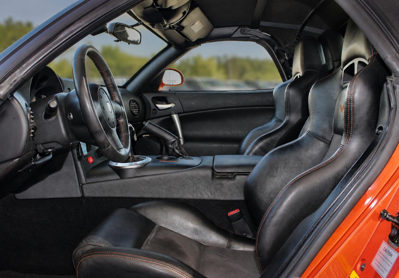 Dodge Viper SRT-10 2005