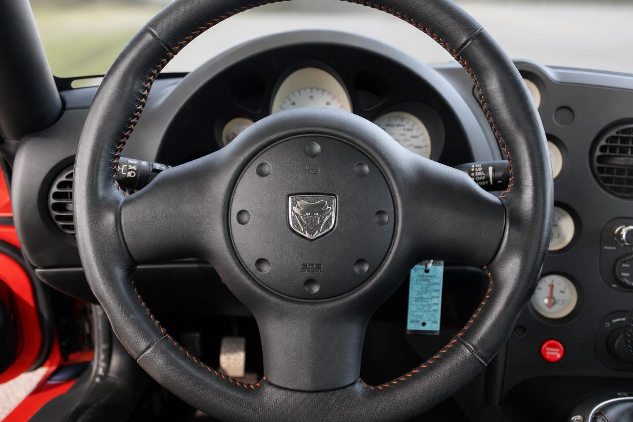 Dodge Viper SRT-10 2005