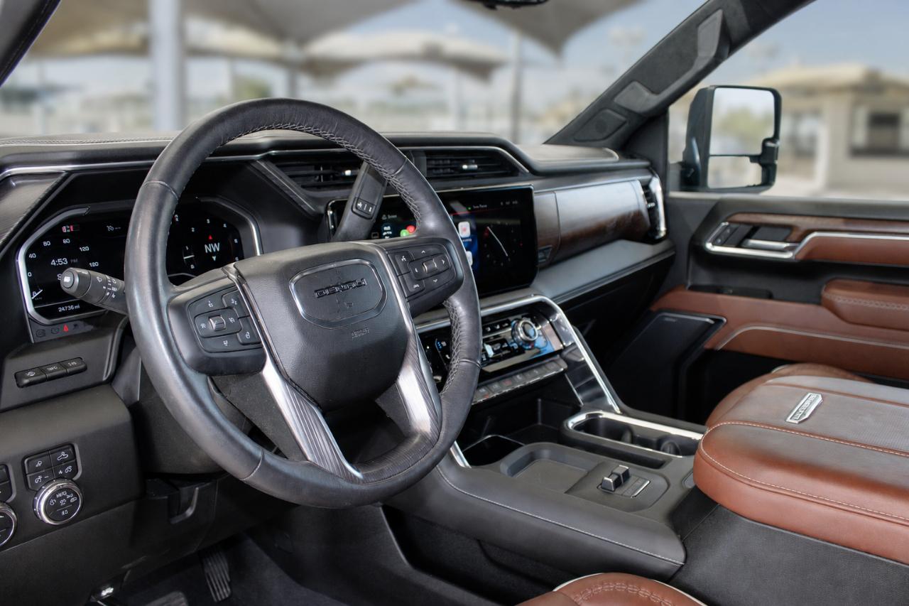 GMC Sierra 3500HD  2024