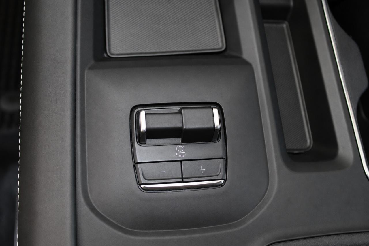 GMC Sierra 3500HD  2024