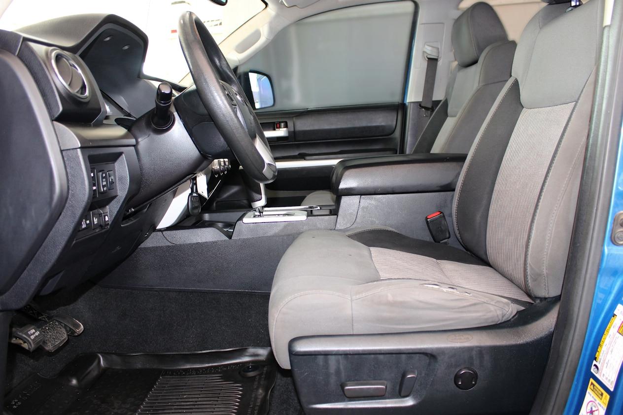 Toyota Tundra SR5 5.7L V8 CrewMax 2WD 2017