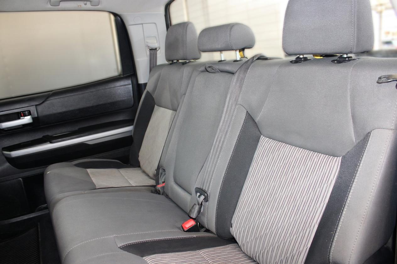 Toyota Tundra SR5 5.7L V8 CrewMax 2WD 2017