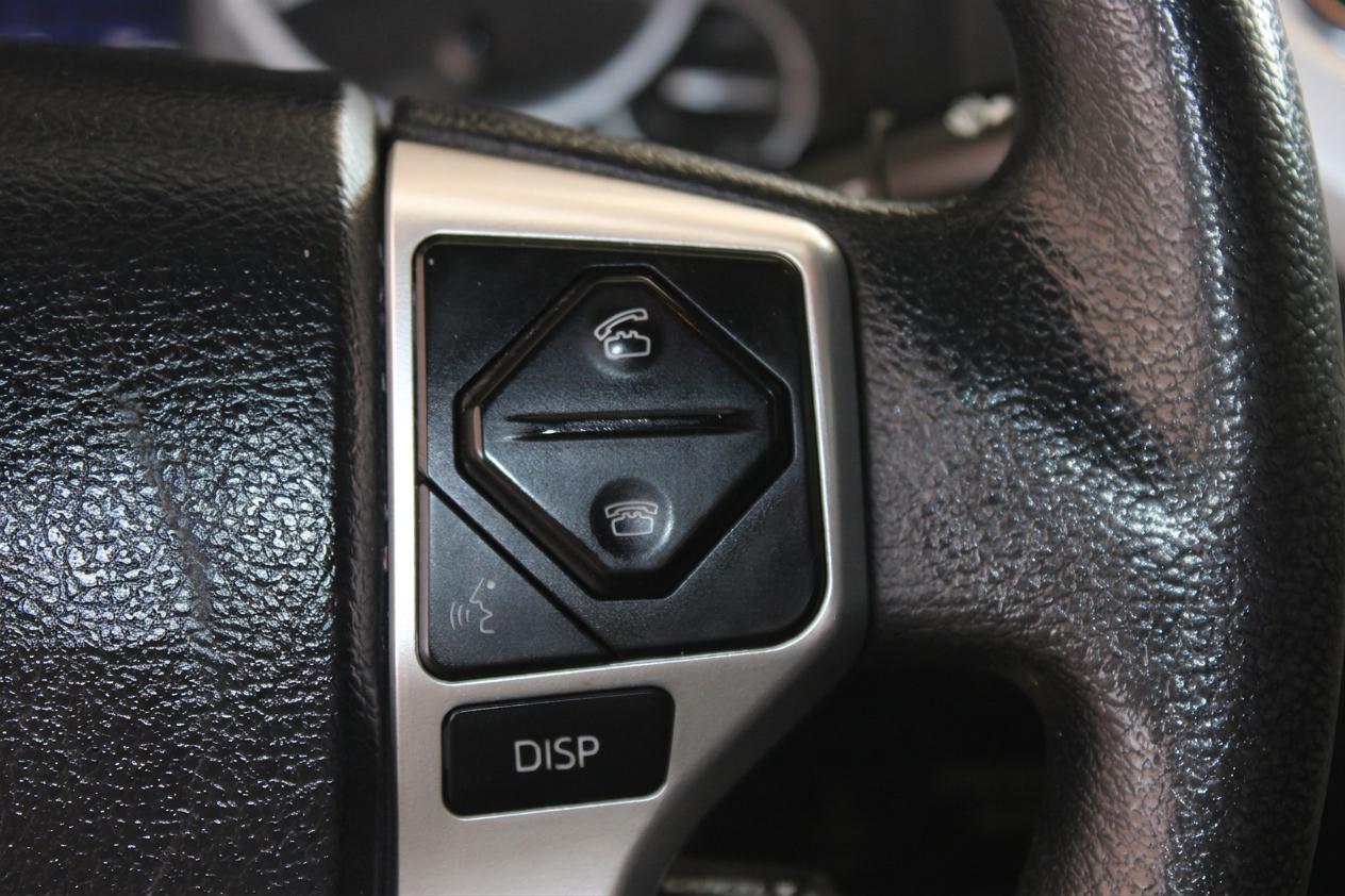 Toyota Tundra SR5 5.7L V8 CrewMax 2WD 2017