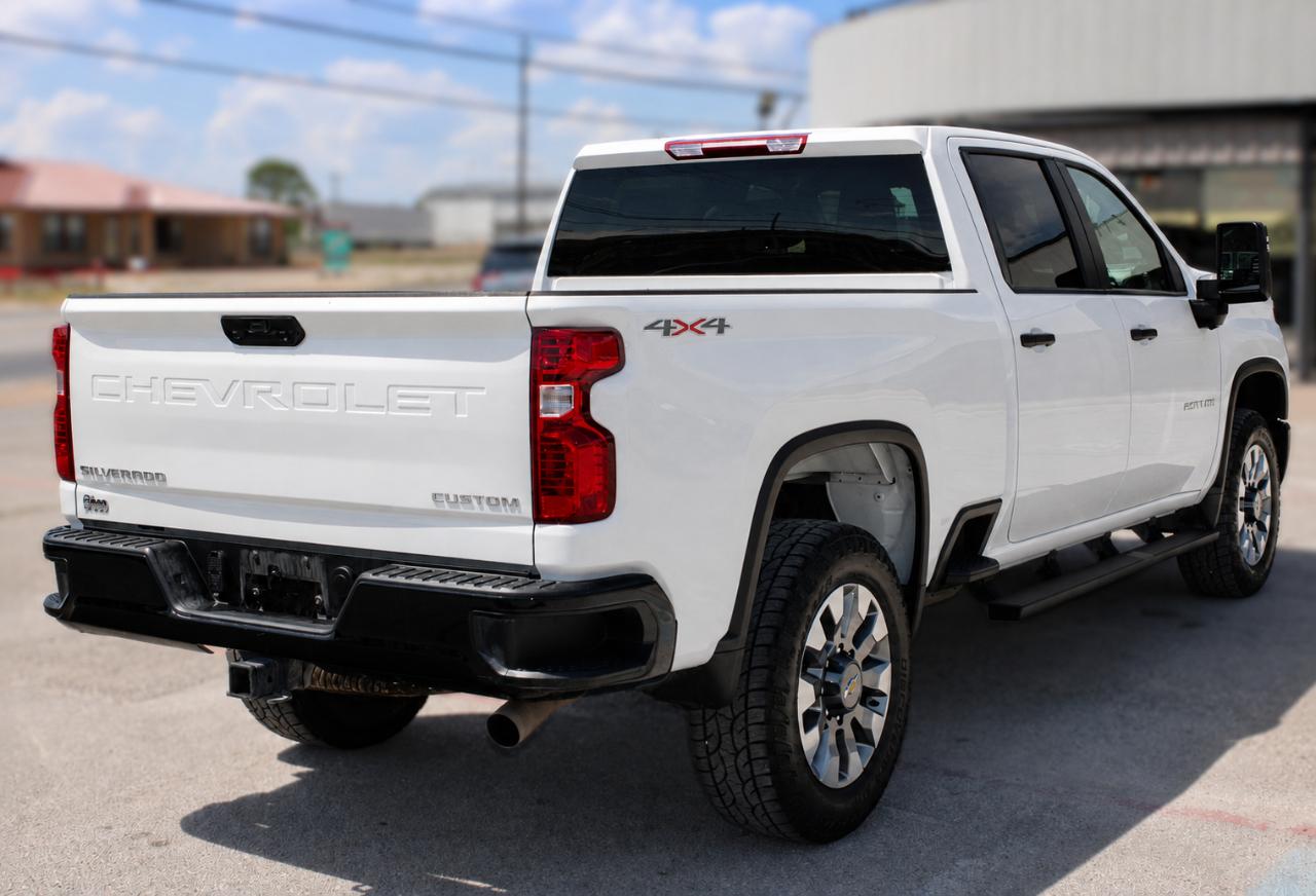 Chevrolet Silverado 2500HD Custom Crew Cab Short Box 4WD 2026