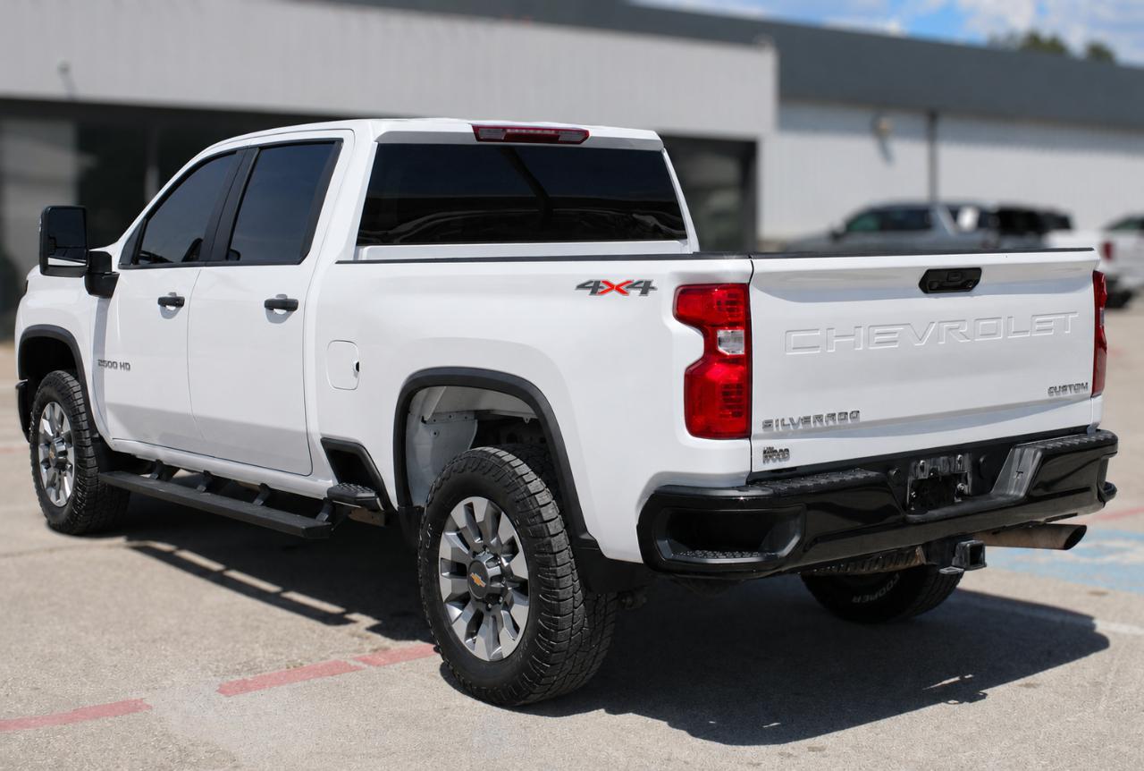 Chevrolet Silverado 2500HD Custom Crew Cab Short Box 4WD 2026