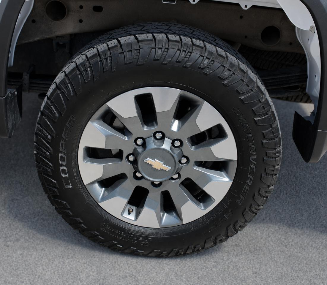 Chevrolet Silverado 2500HD Custom Crew Cab Short Box 4WD 2026