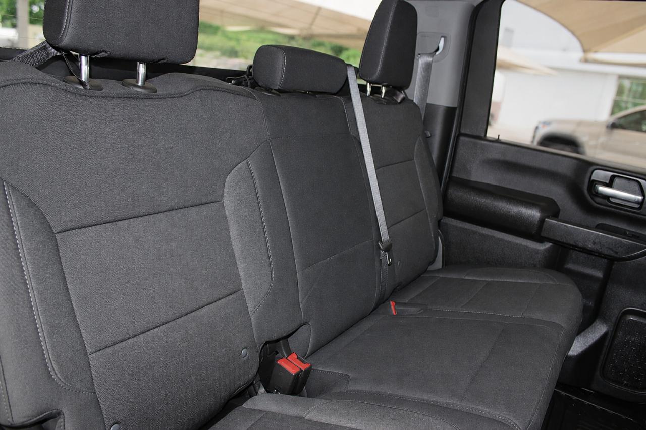 Chevrolet Silverado 2500HD Custom Crew Cab Short Box 4WD 2026