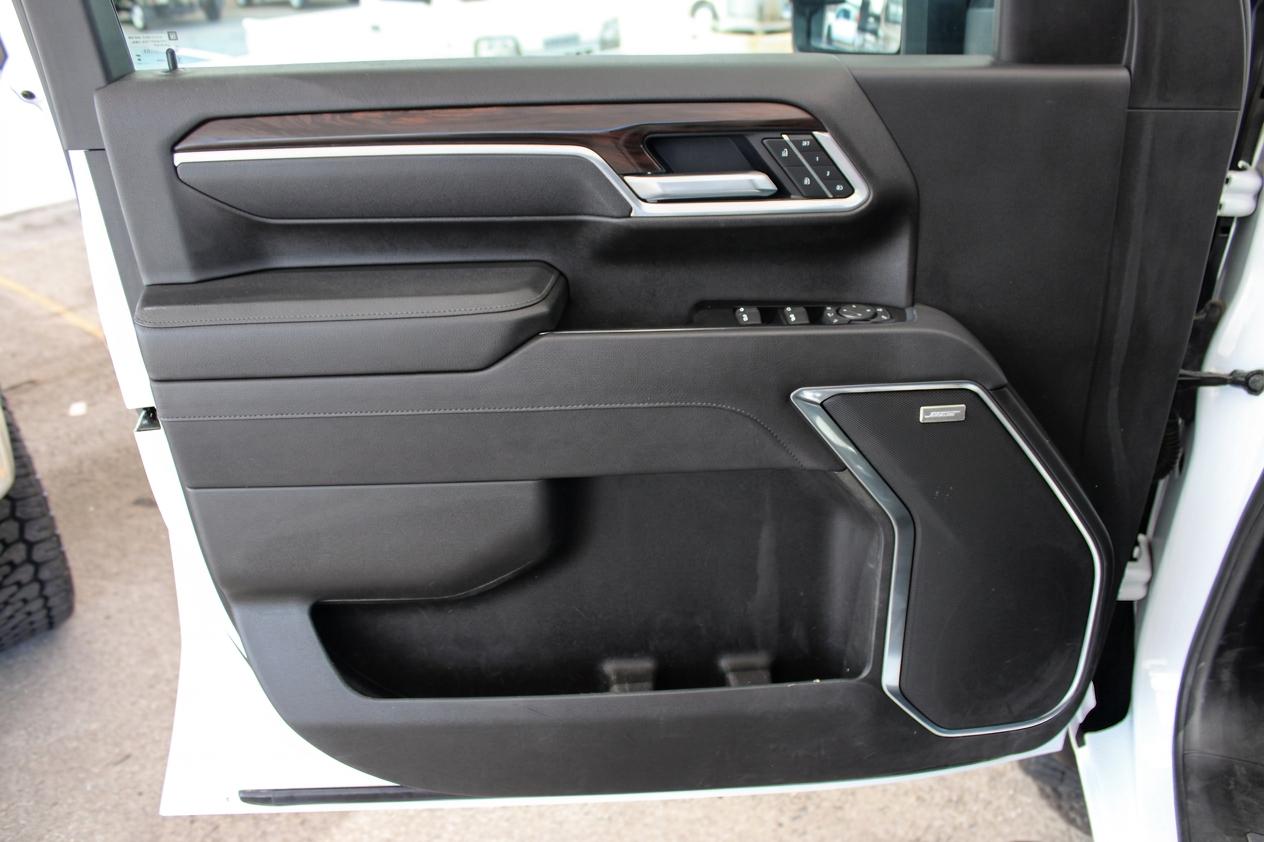 GMC Sierra 2500HD SLT Crew Cab 2WD 2025