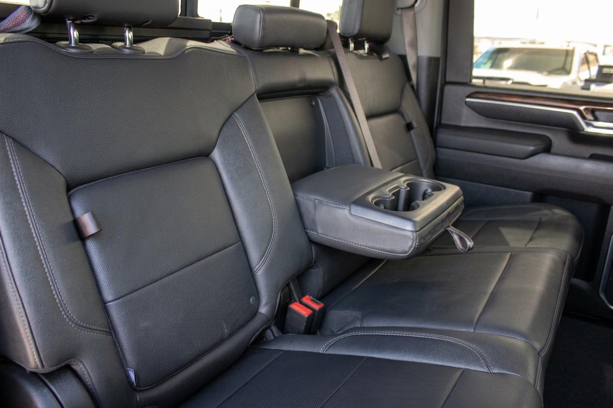 GMC Sierra 2500HD SLT Crew Cab 2WD 2025