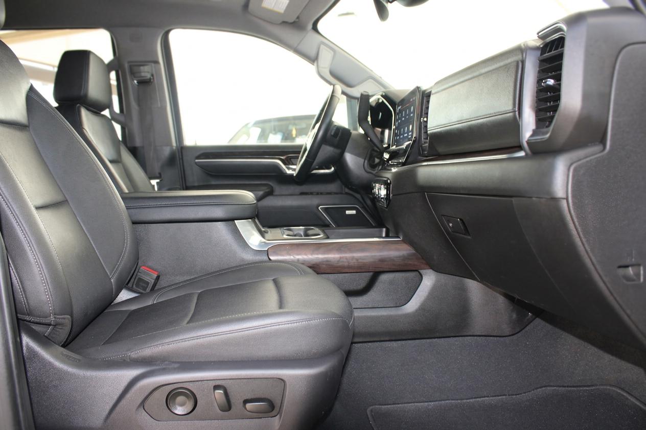 GMC Sierra 2500HD SLT Crew Cab 2WD 2025