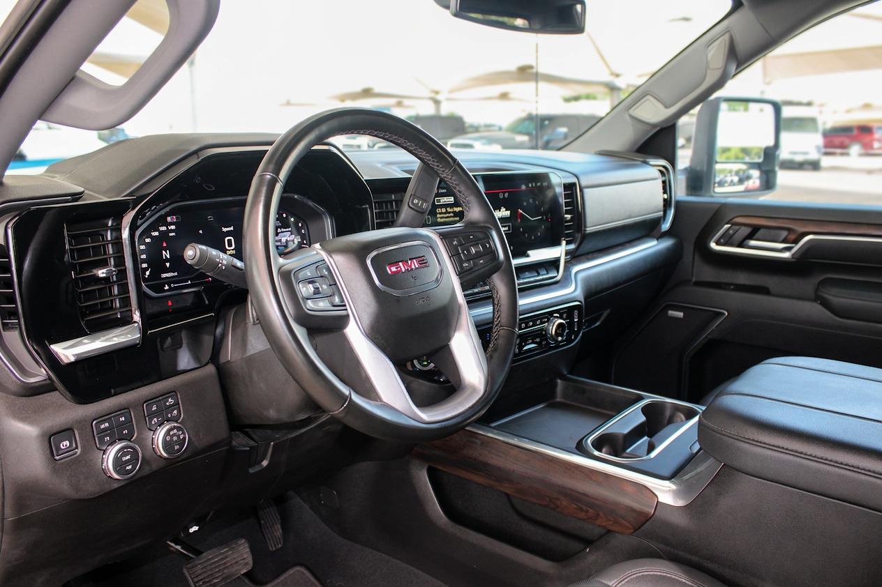 GMC Sierra 2500HD SLT Crew Cab 2WD 2025