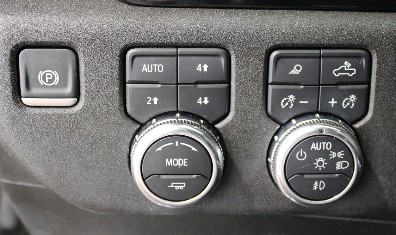 GMC Sierra 2500HD SLT Crew Cab 2WD 2025