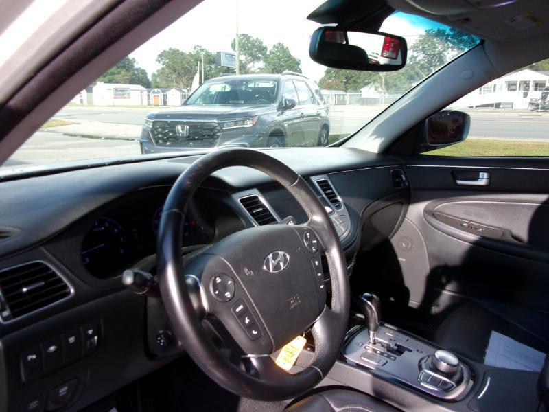 Hyundai Genesis 5.0L R-Spec 2012 Hyundai Genesis 5.0L R-Spec 2012