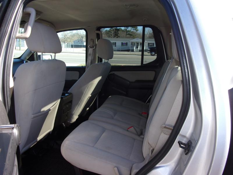 Ford Explorer Sport Trac XLT 4.0L 2WD 2008