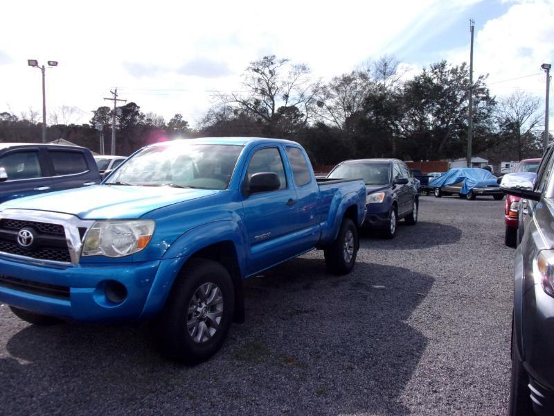 Toyota Tacoma PreRunner Access Cab 2WD 2011