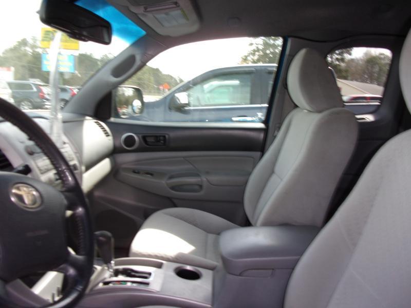 Toyota Tacoma PreRunner Access Cab 2WD 2011