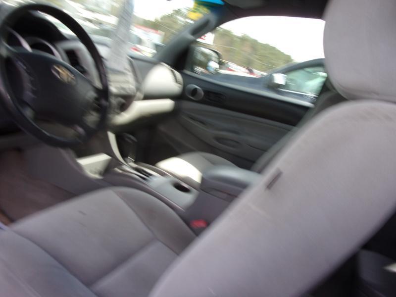 Toyota Tacoma PreRunner Access Cab 2WD 2011