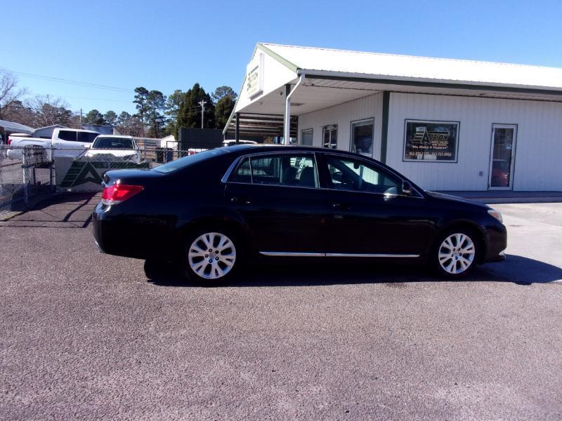 Toyota Avalon Base 2011