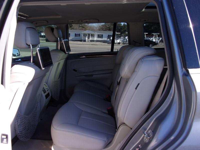 Mercedes-Benz GL-Class GL450 4MATIC 2011