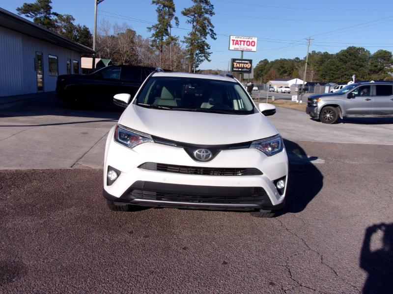 Toyota RAV4 Limited FWD 2017