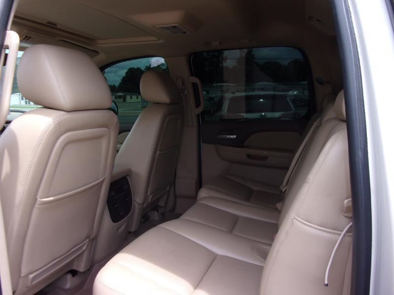 Chevrolet Avalanche LTZ 2WD 2010