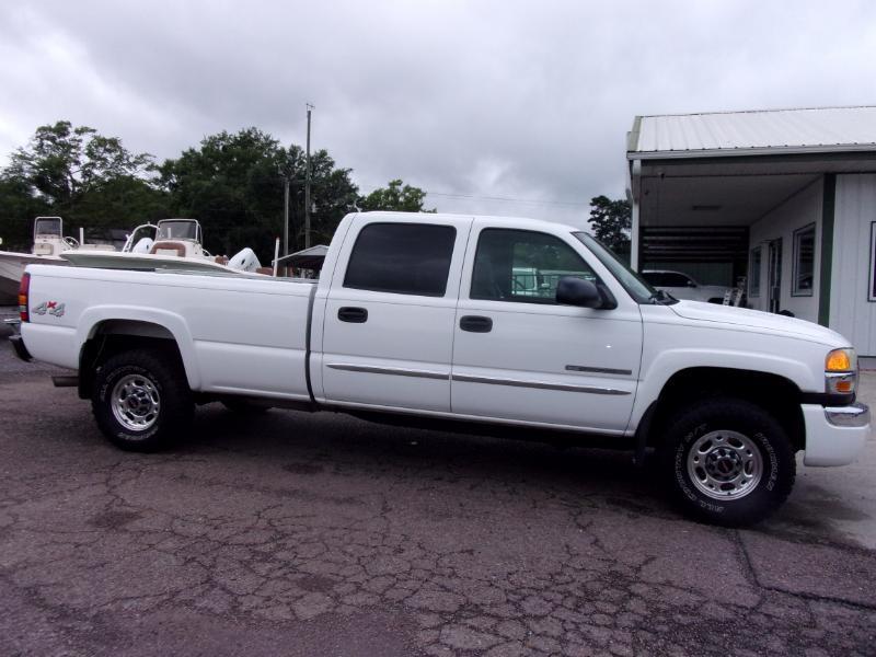 GMC Sierra 2500HD Work Truck Crew Cab Short Bed 4WD 2004