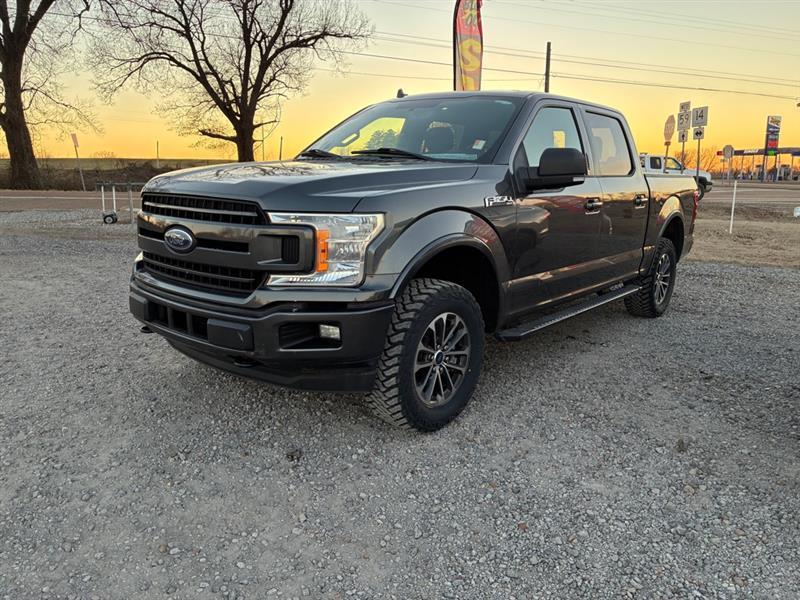 2018 Ford F-150 4WD SuperCrew 139" XLT
