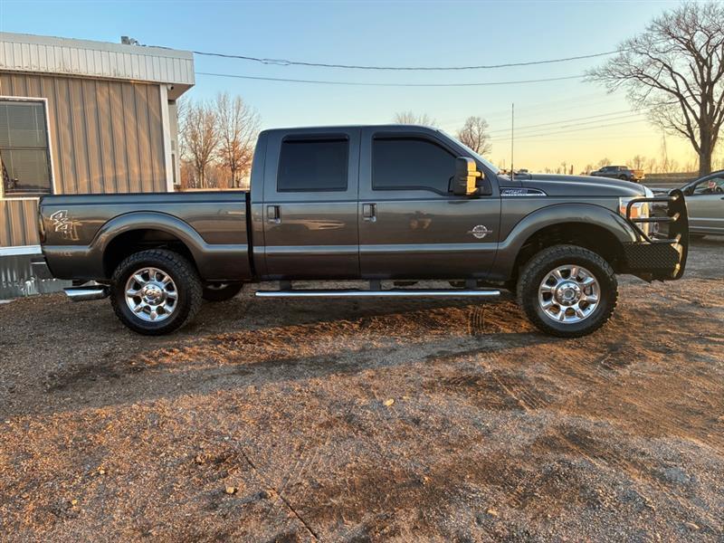 2016 Ford F-250 SD Lariat Crew Cab Short Bed 4WD