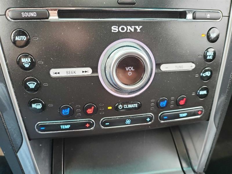 2017 Ford Explorer Limited - Photo 10