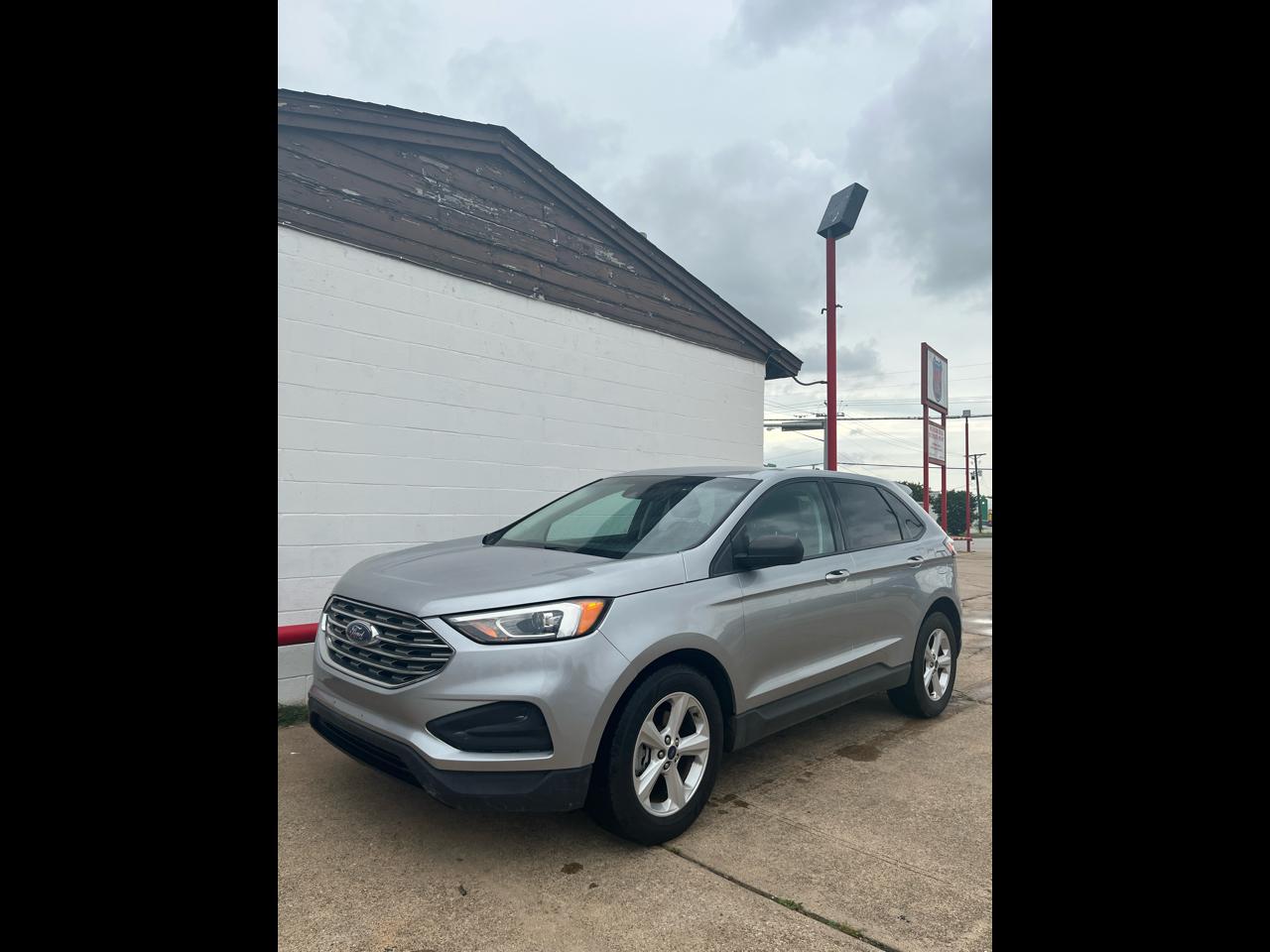 2020 Ford Edge SE
