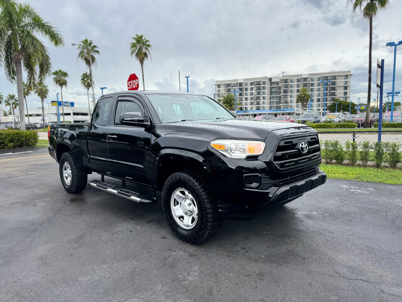 2016 Toyota Tacoma SR