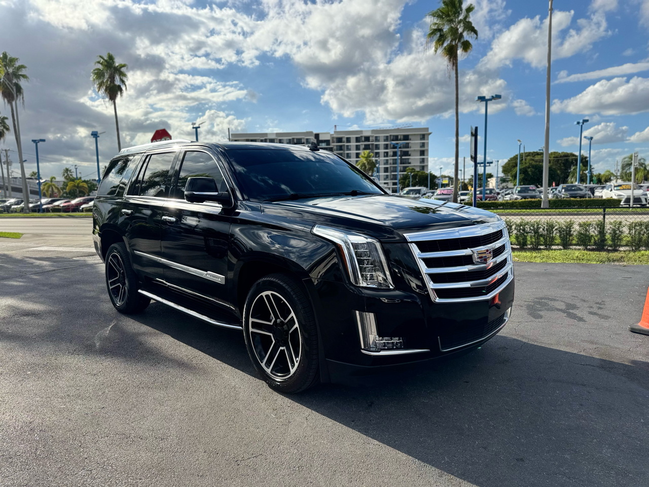 2018 Cadillac Escalade Luxury