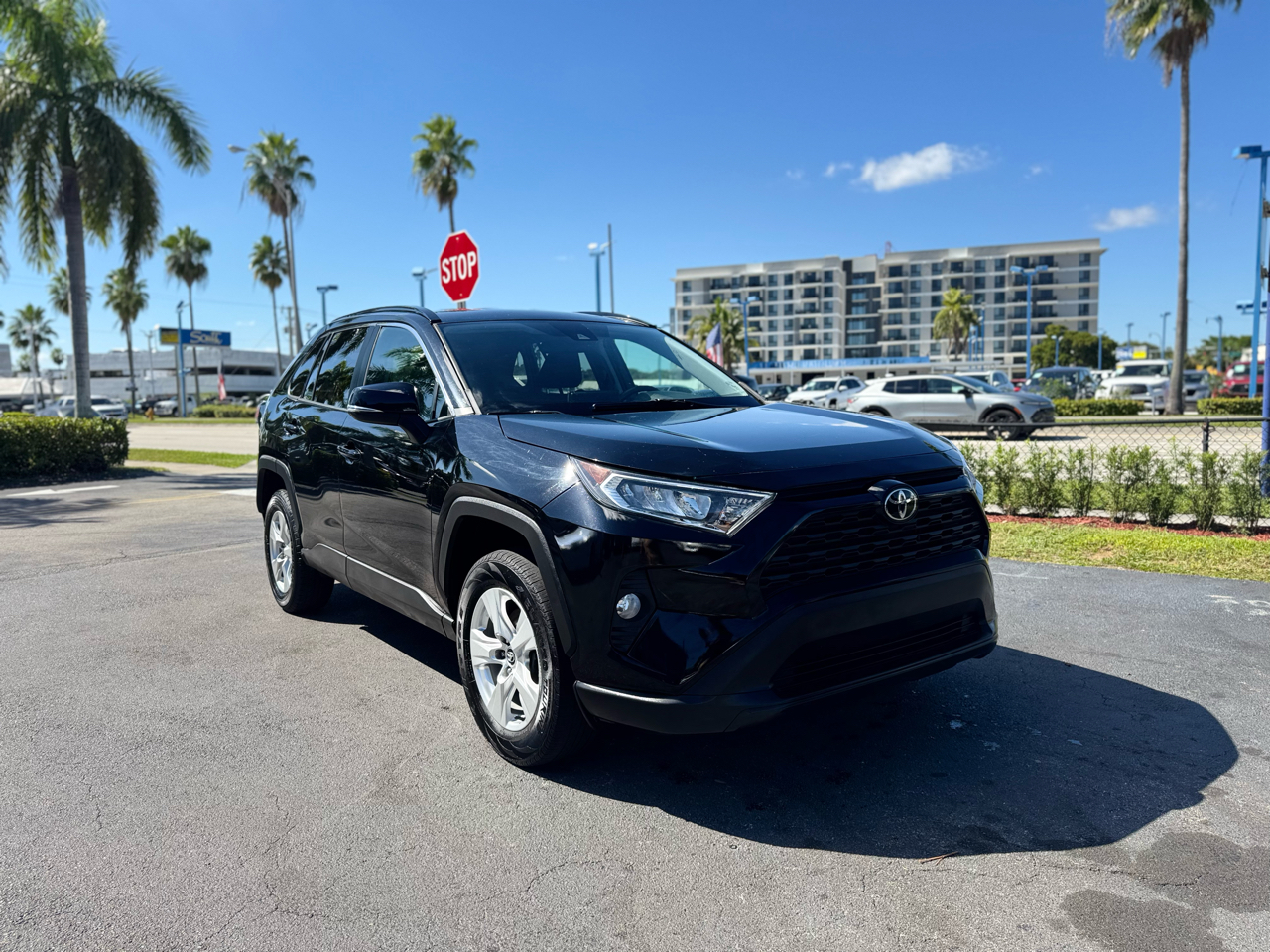 2021 Toyota RAV4 XLE