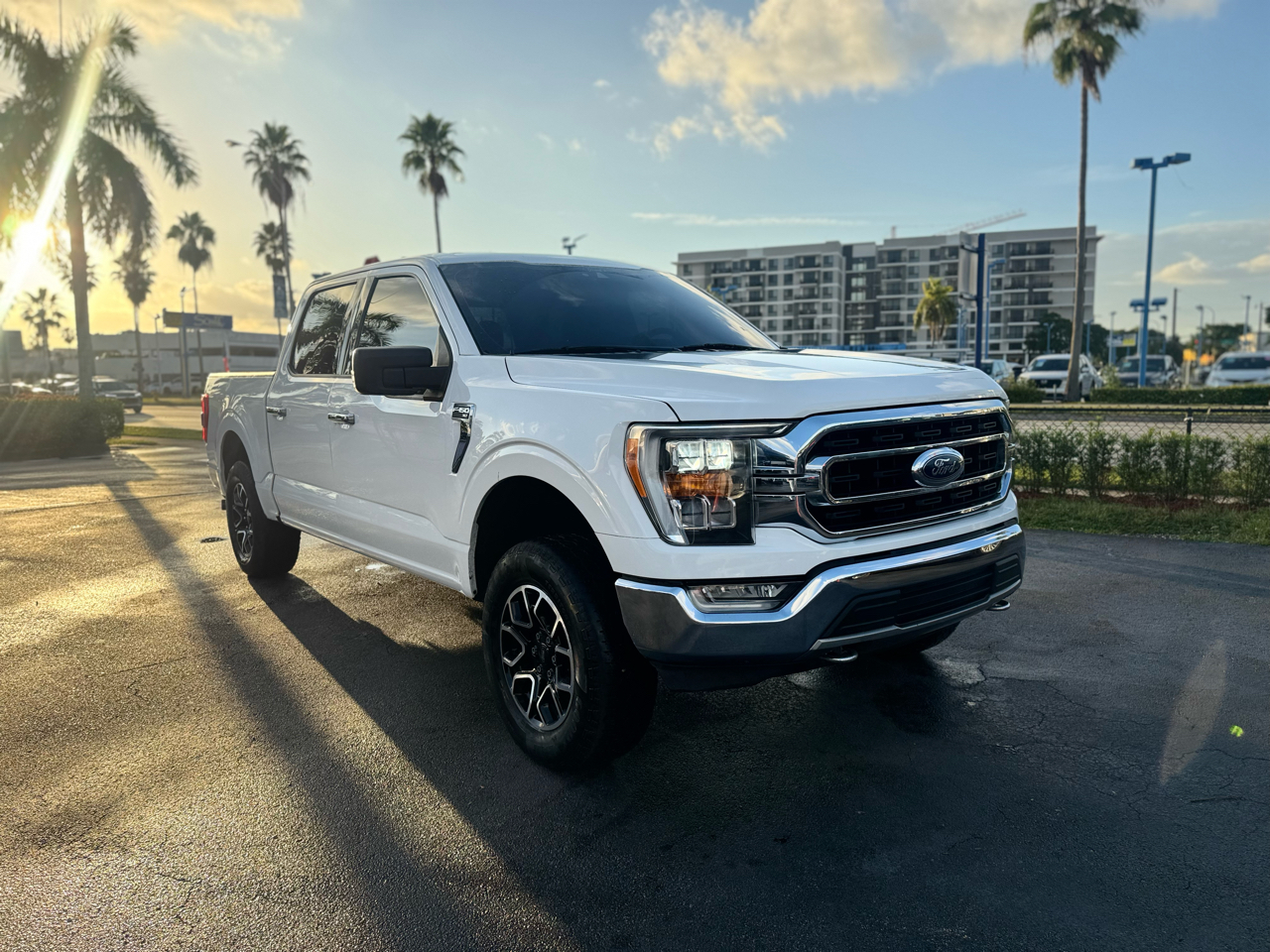 2021 Ford F-150 4WD SuperCrew 157" XLT