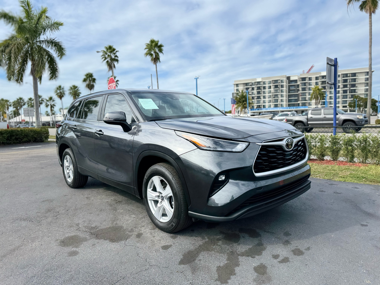 2024 Toyota Highlander XLE