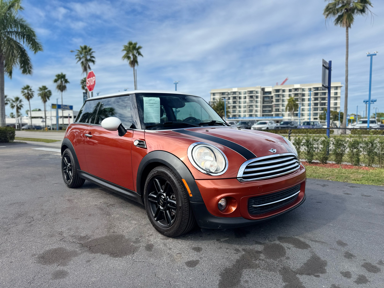 2013 MINI Cooper Base's photo