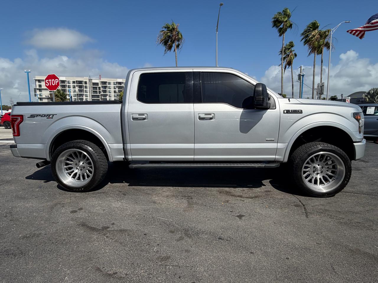 View vehicle photo 3