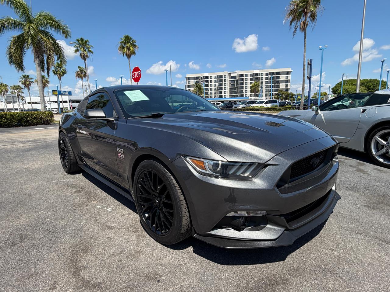 2017 Ford Mustang GT Coupe's photo