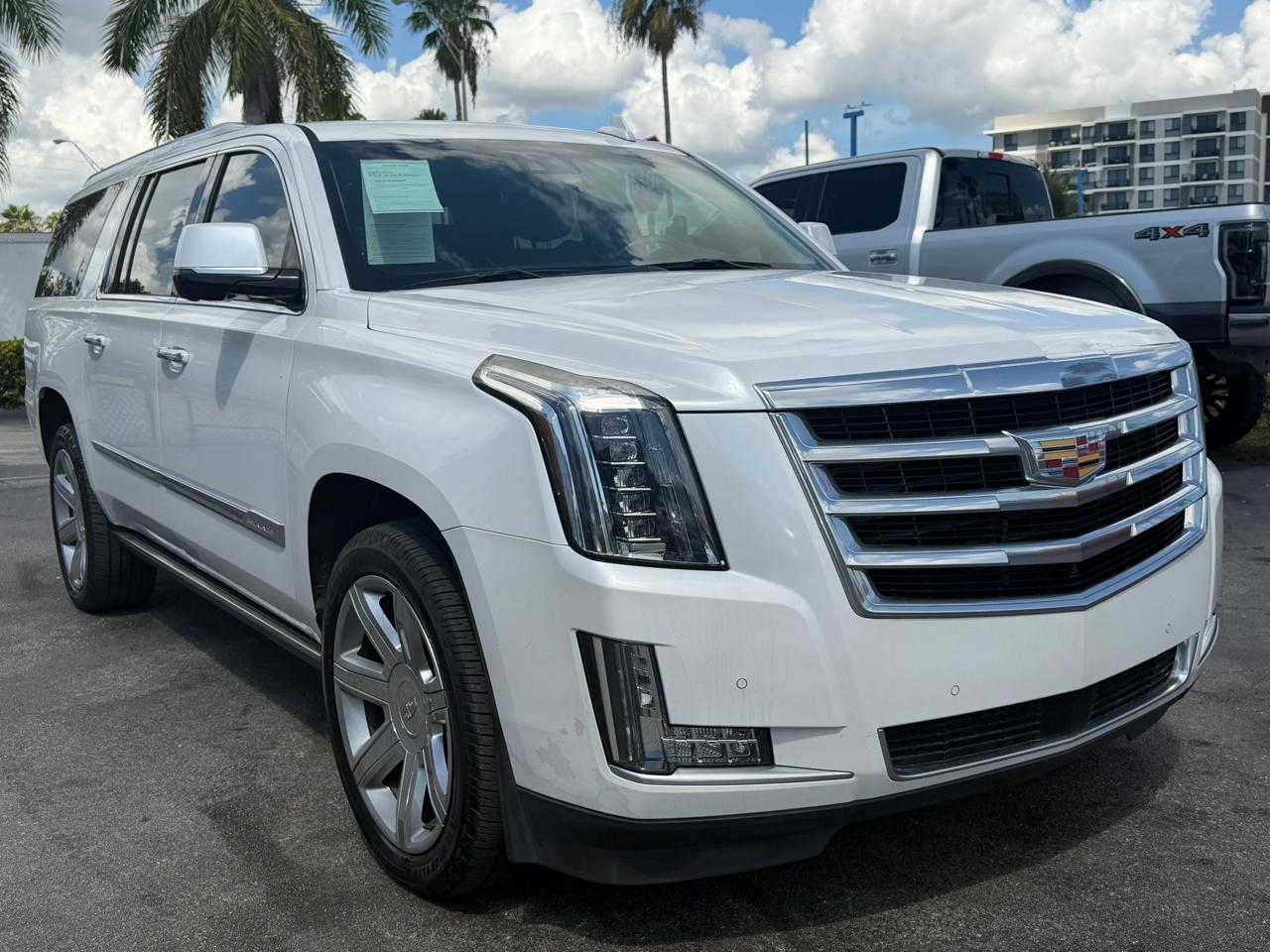 2016 Cadillac Escalade — photo 2