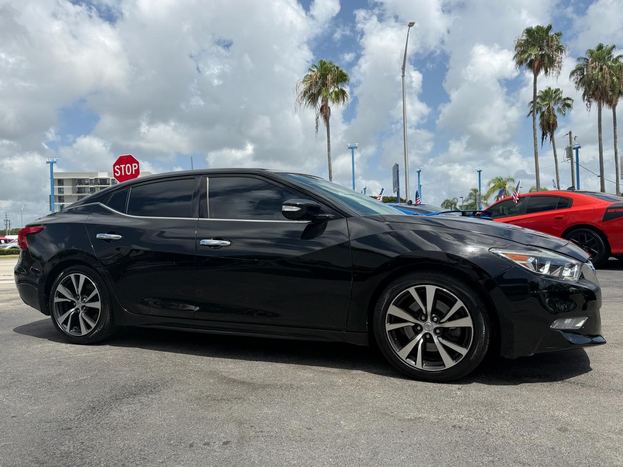 2017 Nissan Maxima — photo 3