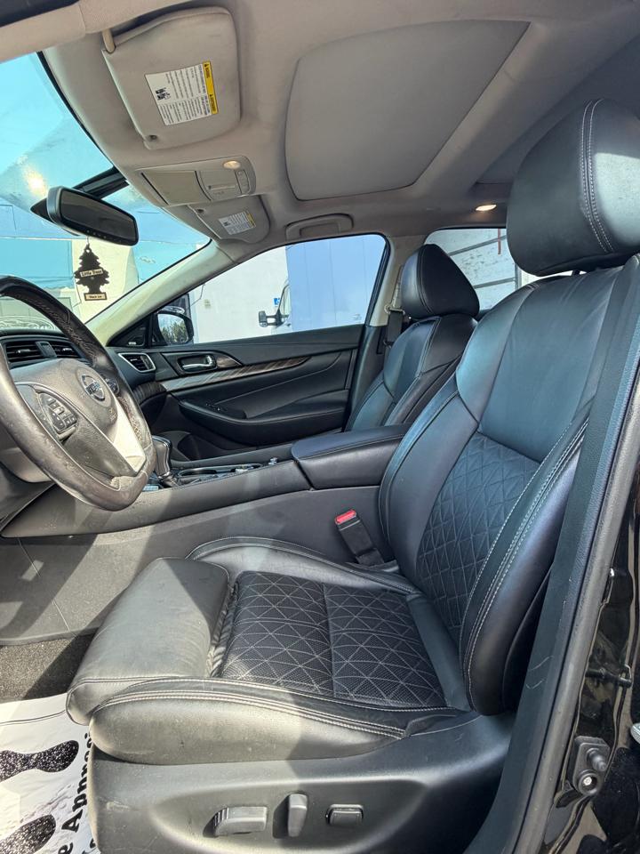 2017 Nissan Maxima — photo 13