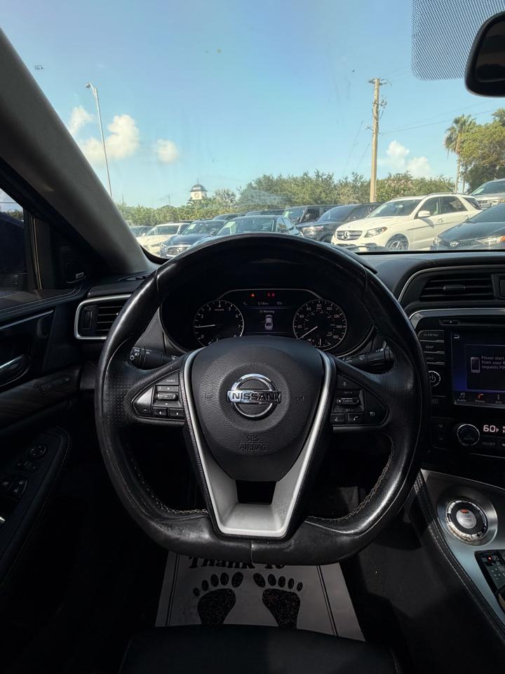 2017 Nissan Maxima — photo 17