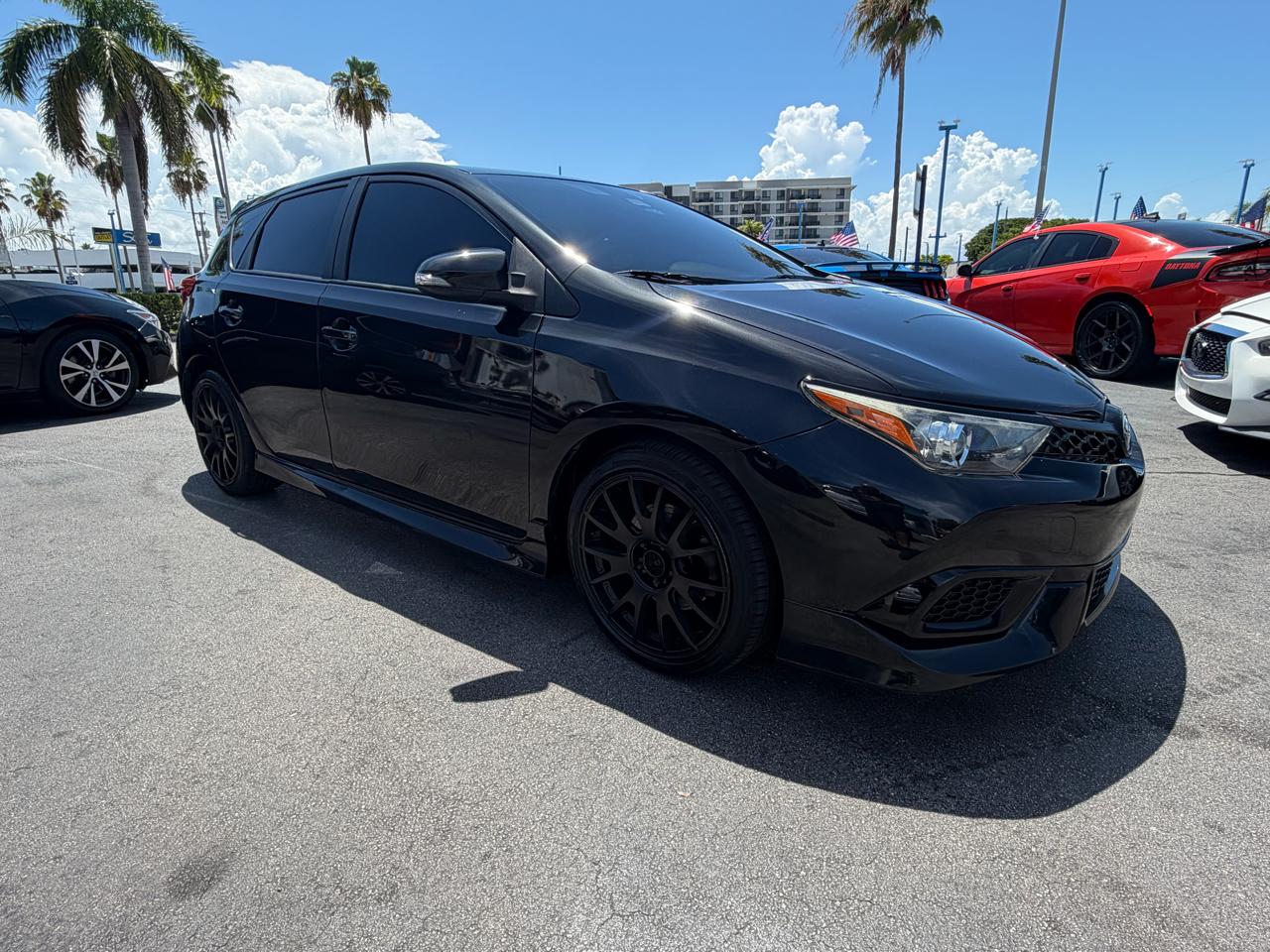 2018 Toyota Corolla — photo 2