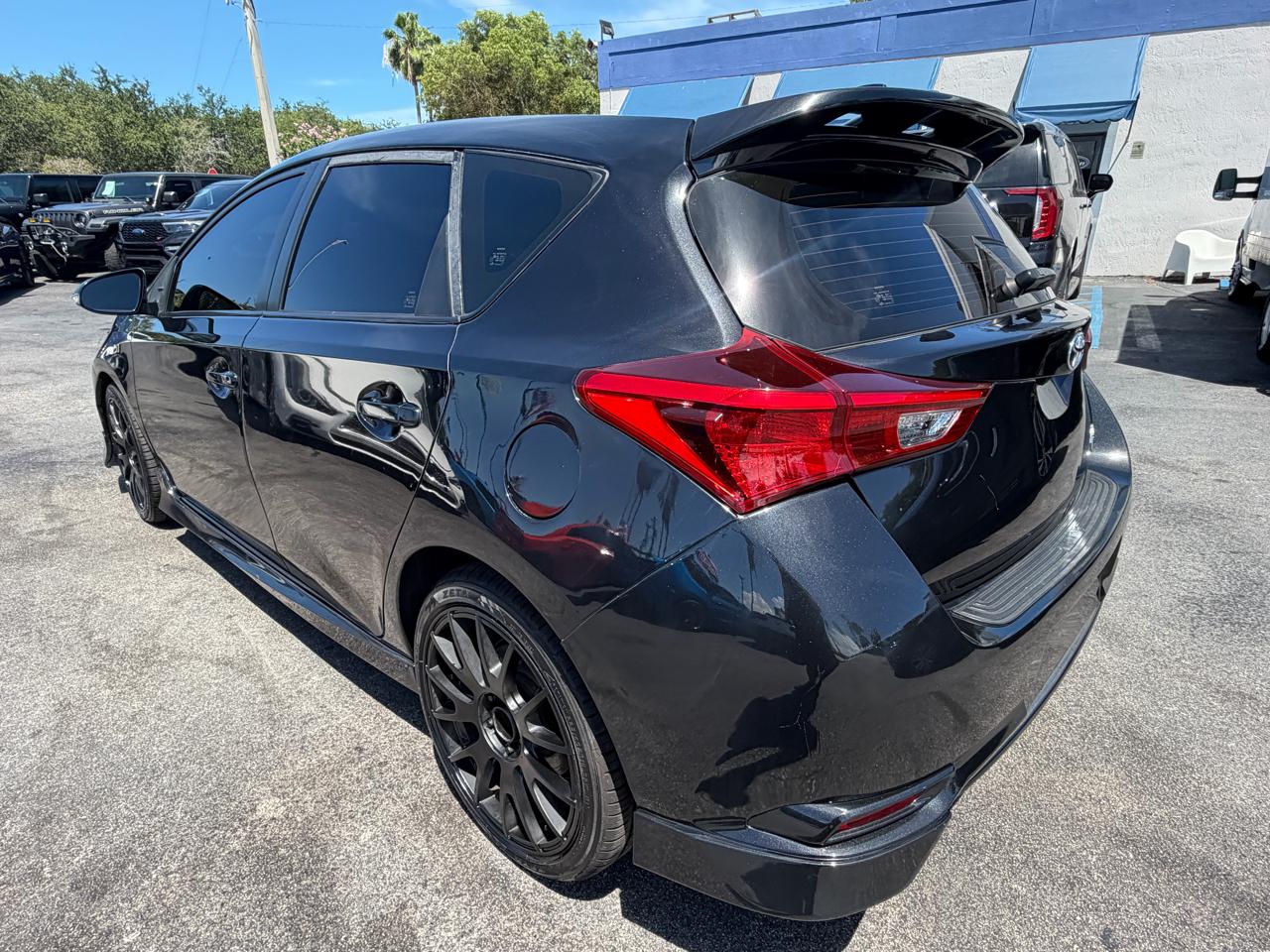 2018 Toyota Corolla — photo 7
