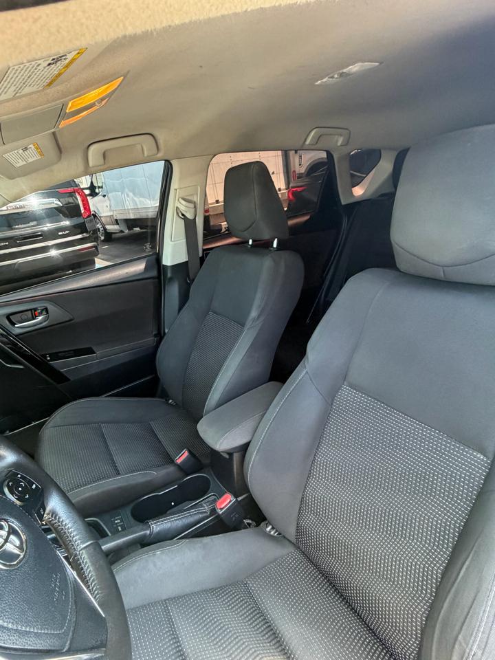 2018 Toyota Corolla — photo 15