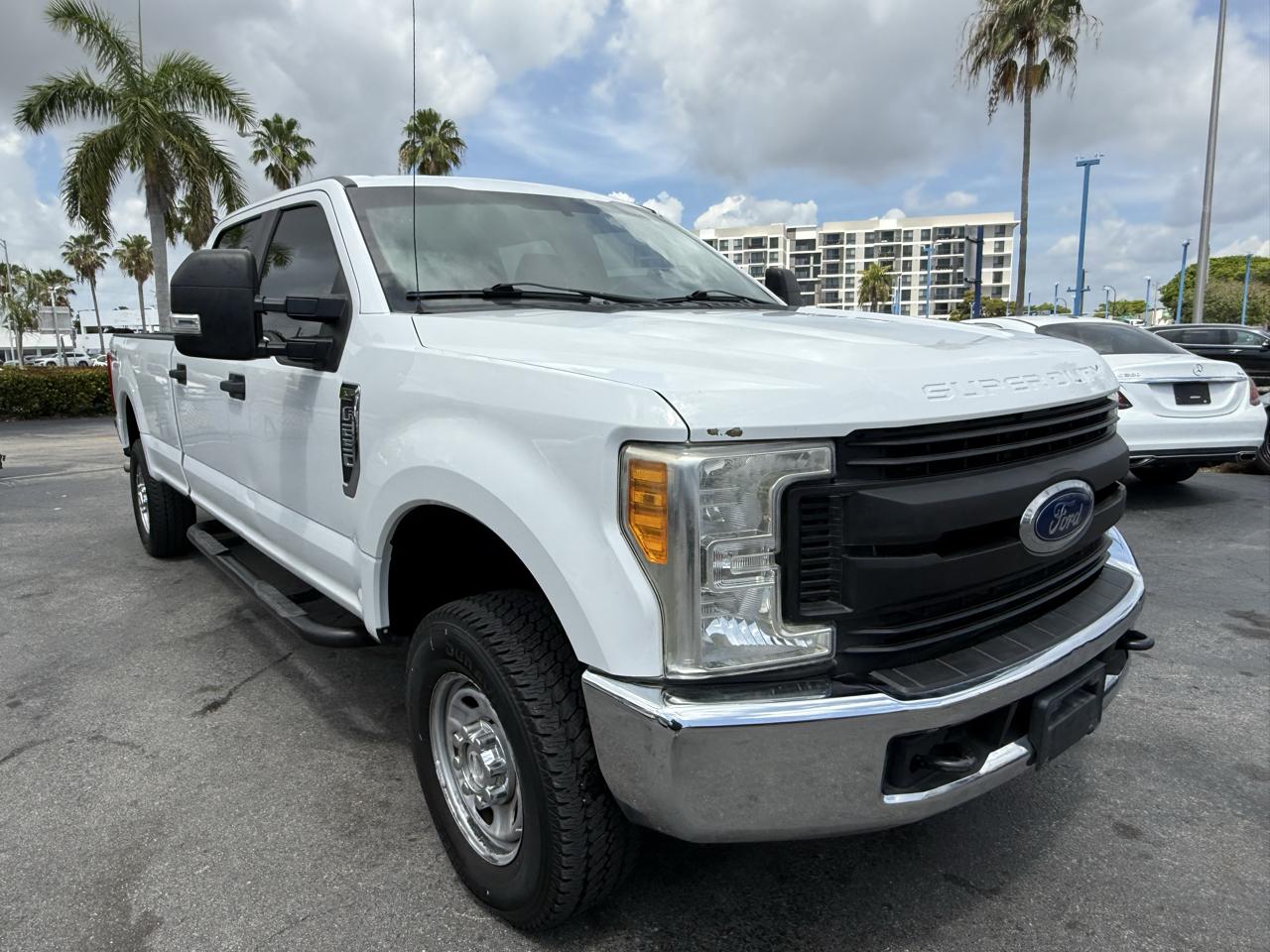 2022 Ford F-250 SD XLT 2WD