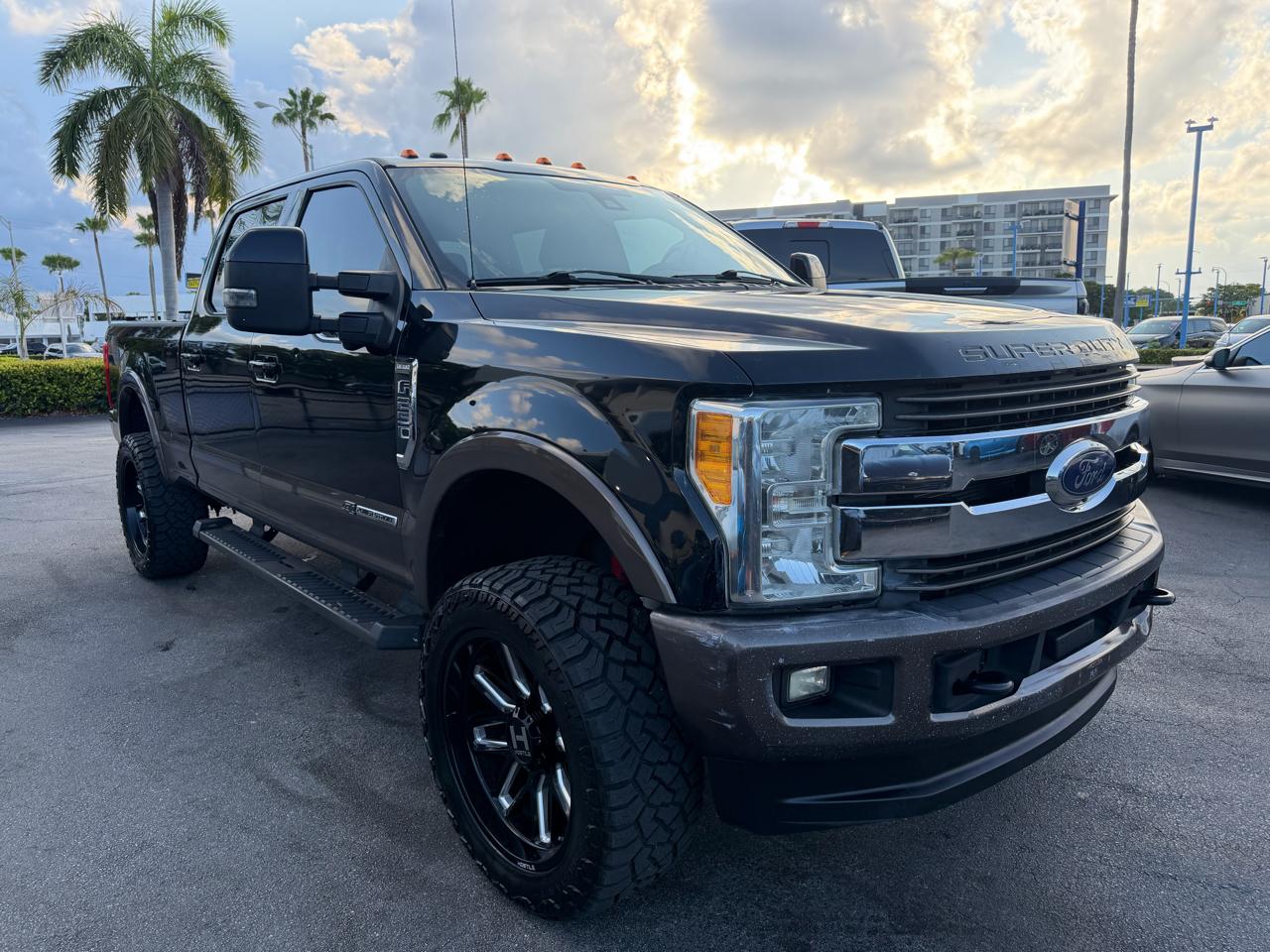 Black 2017 Ford F-250 Super Duty Pickup Truck Four-Wheel Drive Automatic