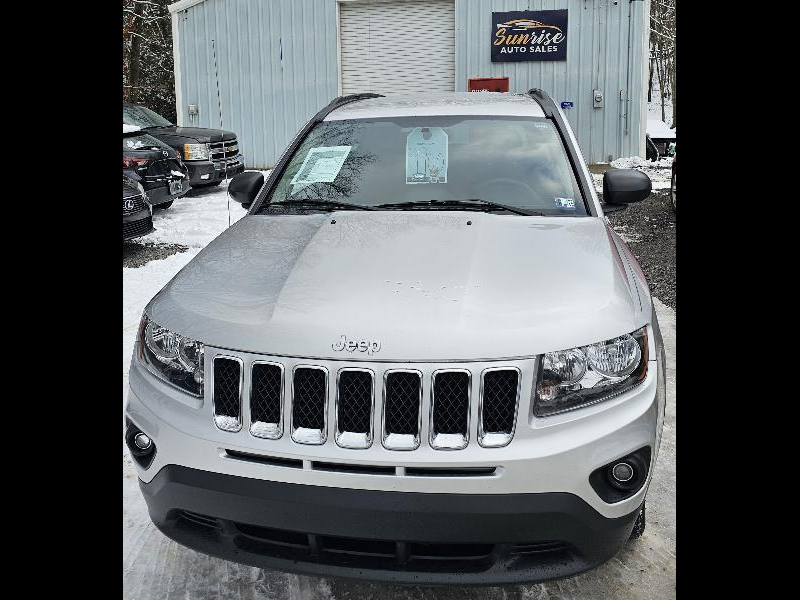 2014 Jeep Compass Sport's photo