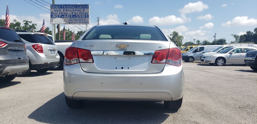Chevrolet Cruze 1LT 2011