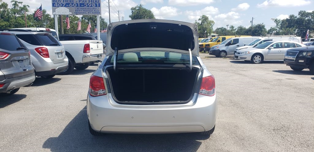 Chevrolet Cruze 1LT 2011